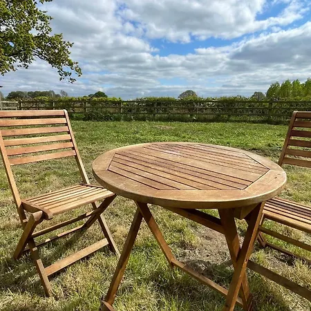 The Paddock Glamping - Clover 2 Feriehus York